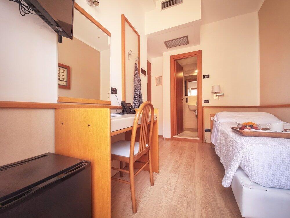 Foto de una habitación de Hotel Florida Lerici