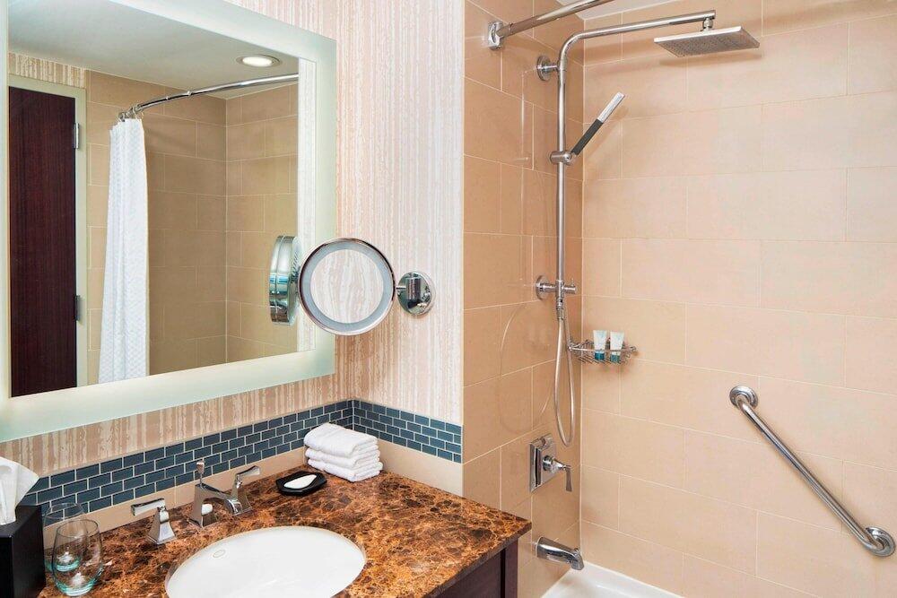Bathroom – Hotel The Westin Jersey City Newport