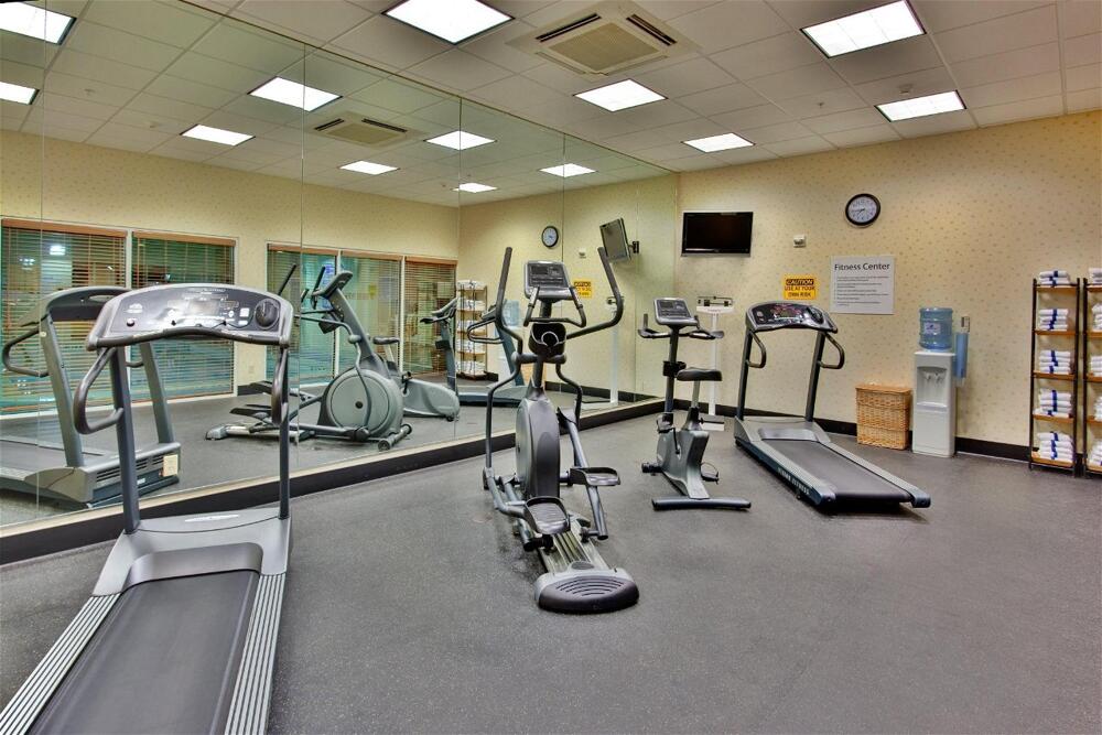 Foto de los servicios de Hotel Holiday Inn &amp;amp; Suites Bakersfield