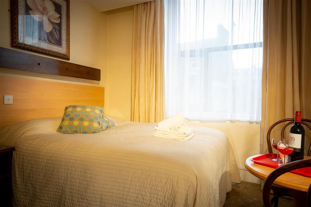 Foto del baño de Ashley Hotel