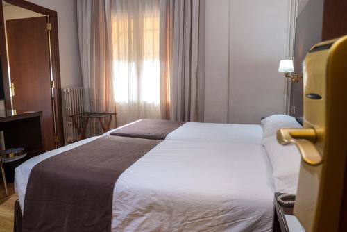 Foto de una habitación de Hotel Ramon Berenguer IV