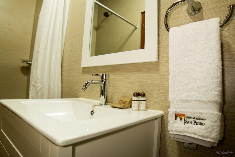 Foto de una habitación de Hotel San Pedro Plaza