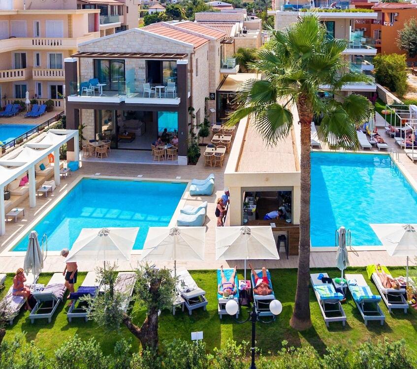 Foto de los servicios de Hotel Airis Boutique &amp;amp; Suites