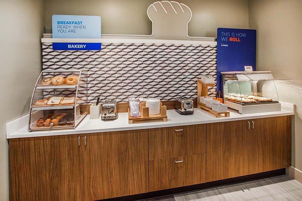 Dining – Holiday Inn Express Hotel &amp;amp; Suites Hagerstown, an IHG Hotel