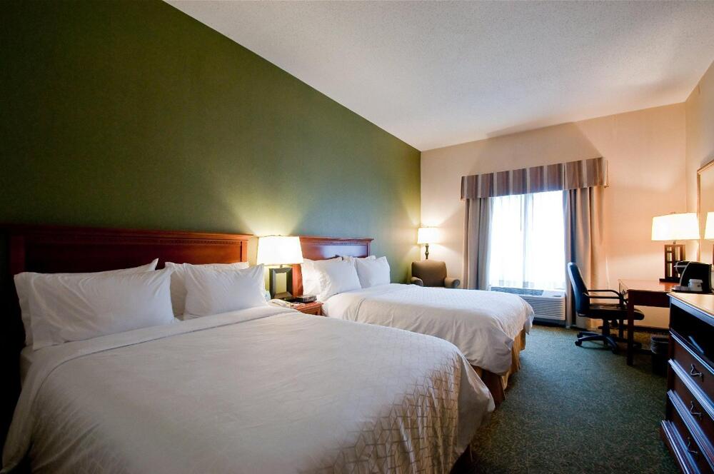 Photo – Holiday Inn Express Hotel &amp;amp; Suites Hagerstown, an IHG Hotel