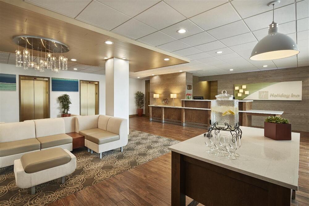 Foto de las zonas nobles de Holiday Inn Alexandria at Carlyle, an IHG Hotel