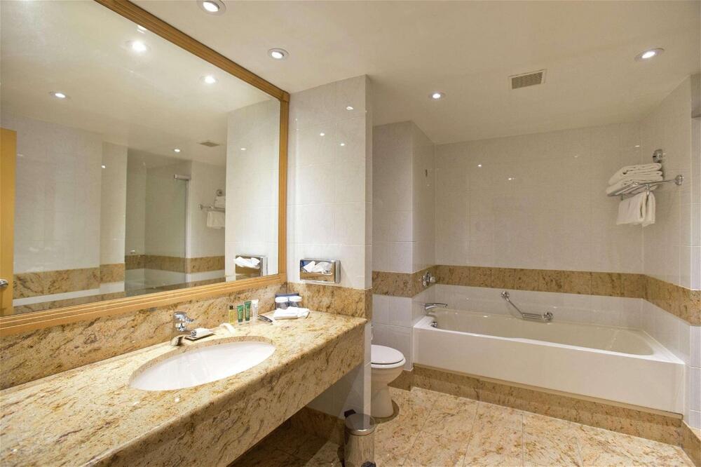 Foto general de Hotel Hilton Paris Charles De Gaulle Airport