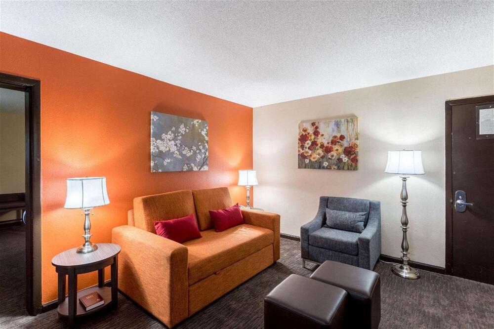 Foto de una habitación de Hotel Comfort Inn &amp;amp; Suites Nashville Downtown - Stadium