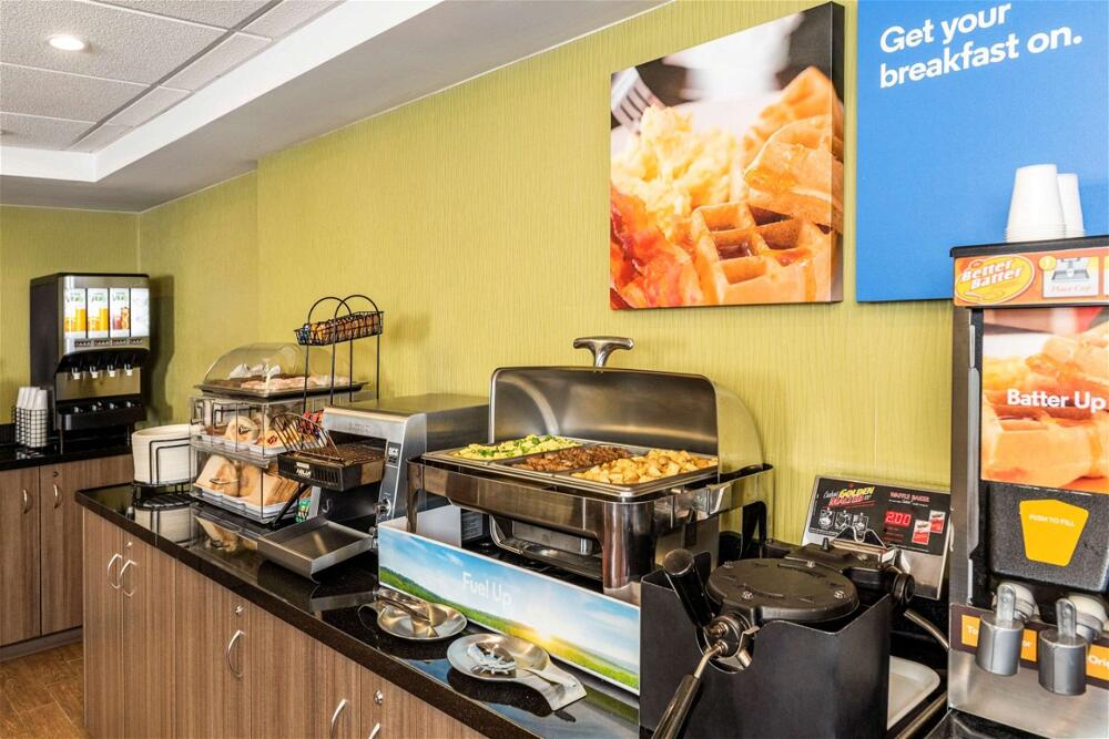 Foto de restauración de Hotel Comfort Inn Brandon