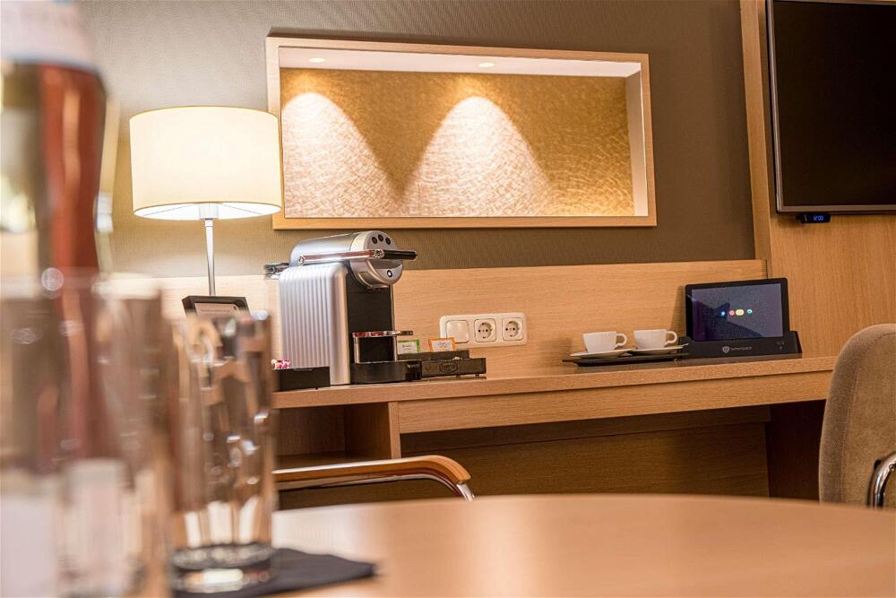 Foto de una habitación de Best Western Premier Central Hotel Leonhard