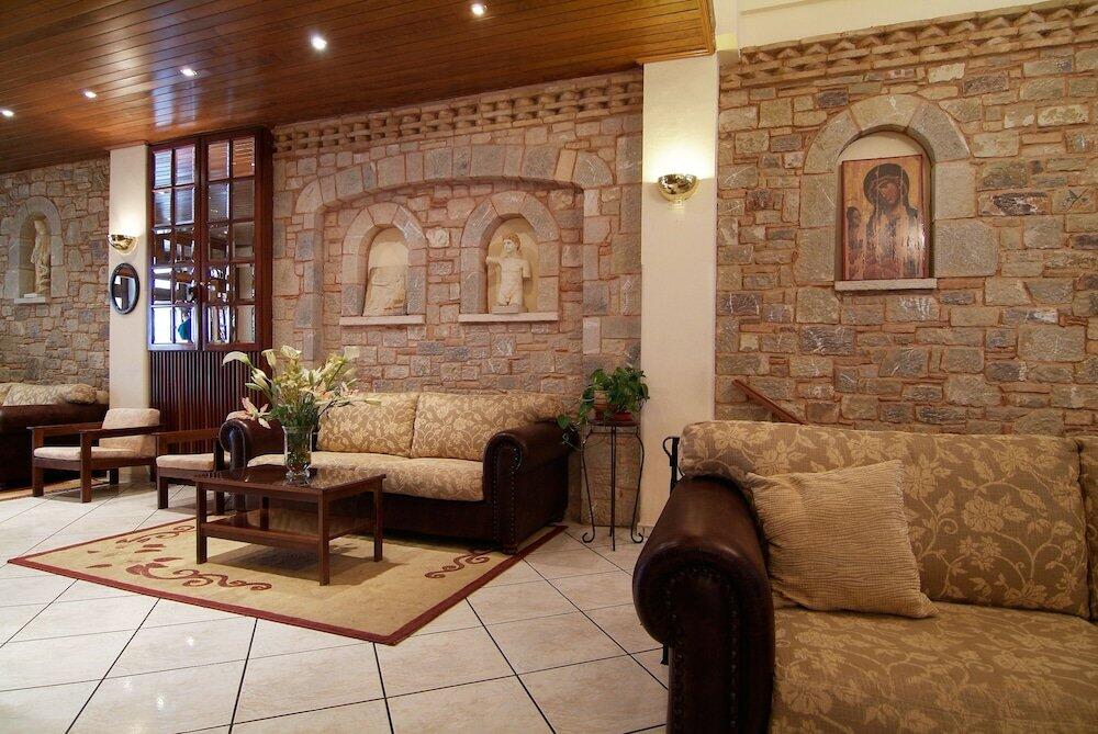 Foto de restauración de Hermes Delphi Hotel