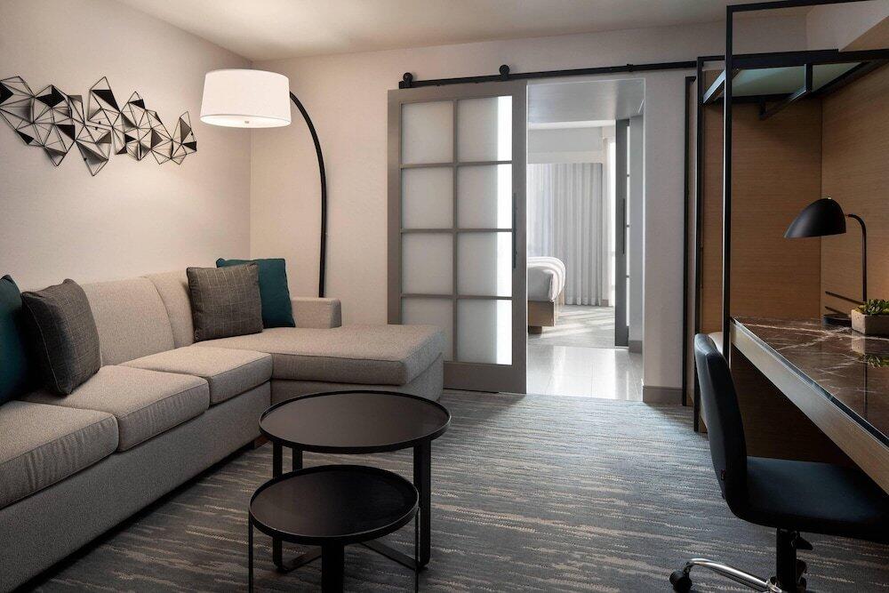 Foto de una habitación de Vancouver Airport Marriott Hotel