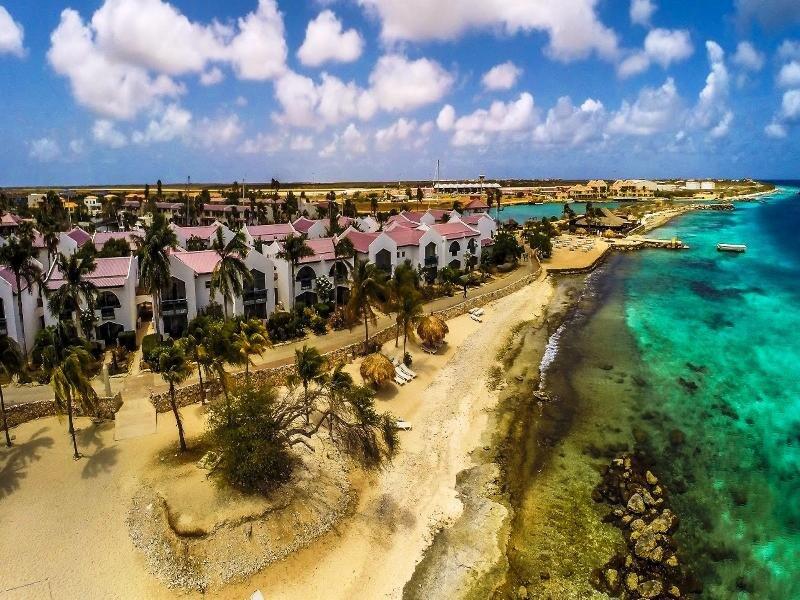 Foto general de Complejo Van der Valk Plaza Beach &amp;amp; Dive Resort Bonaire