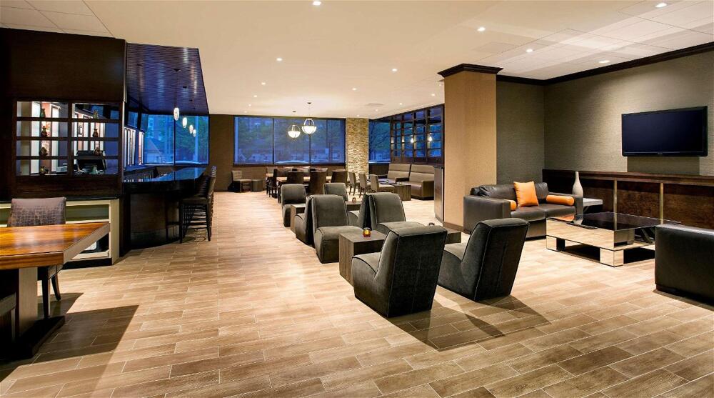 Common areas – DoubleTree by Hilton Hotel &amp;amp; Suites Jersey City