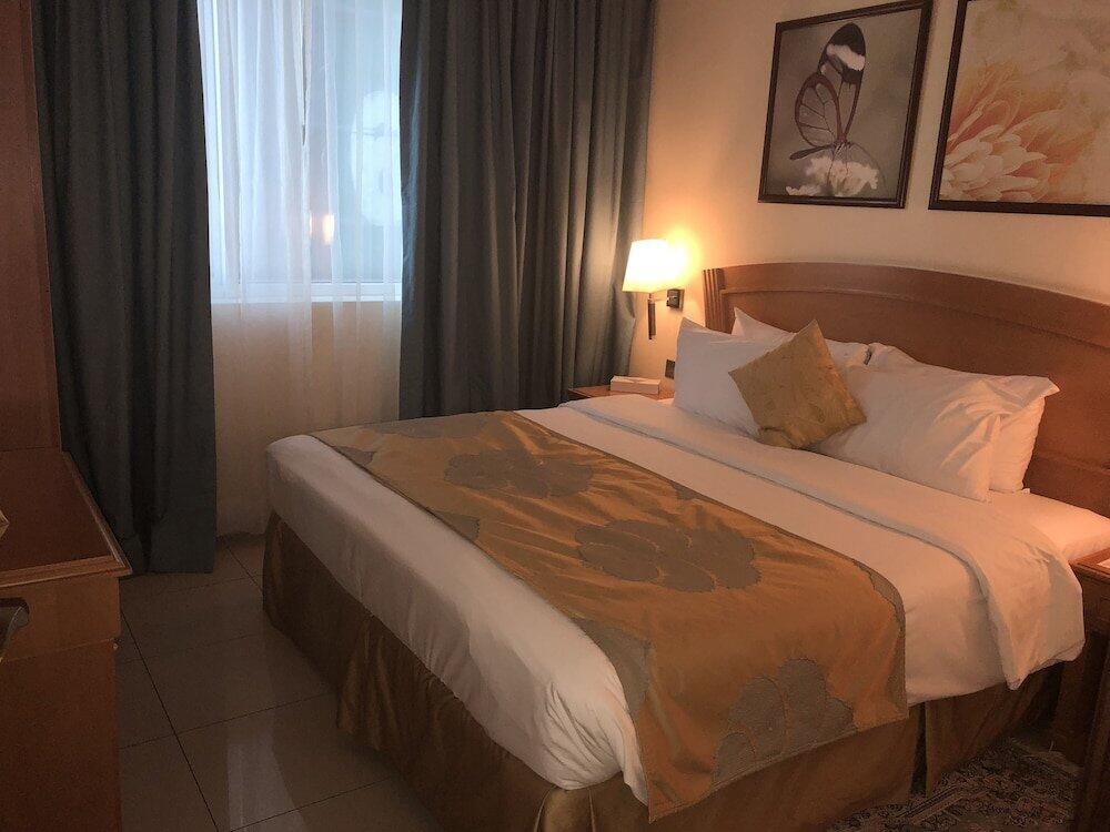 Foto de una habitación de Hotel Golden Tulip Sharjah
