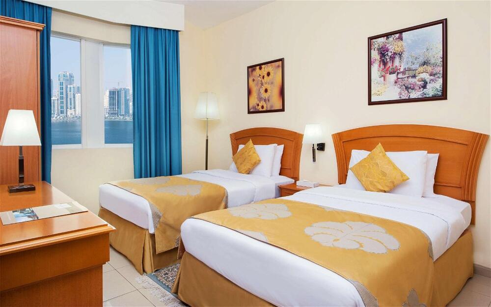 Foto de una habitación de Hotel Golden Tulip Sharjah