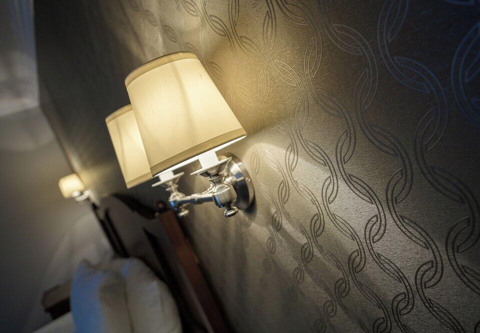Room – Woodcrest Hotel