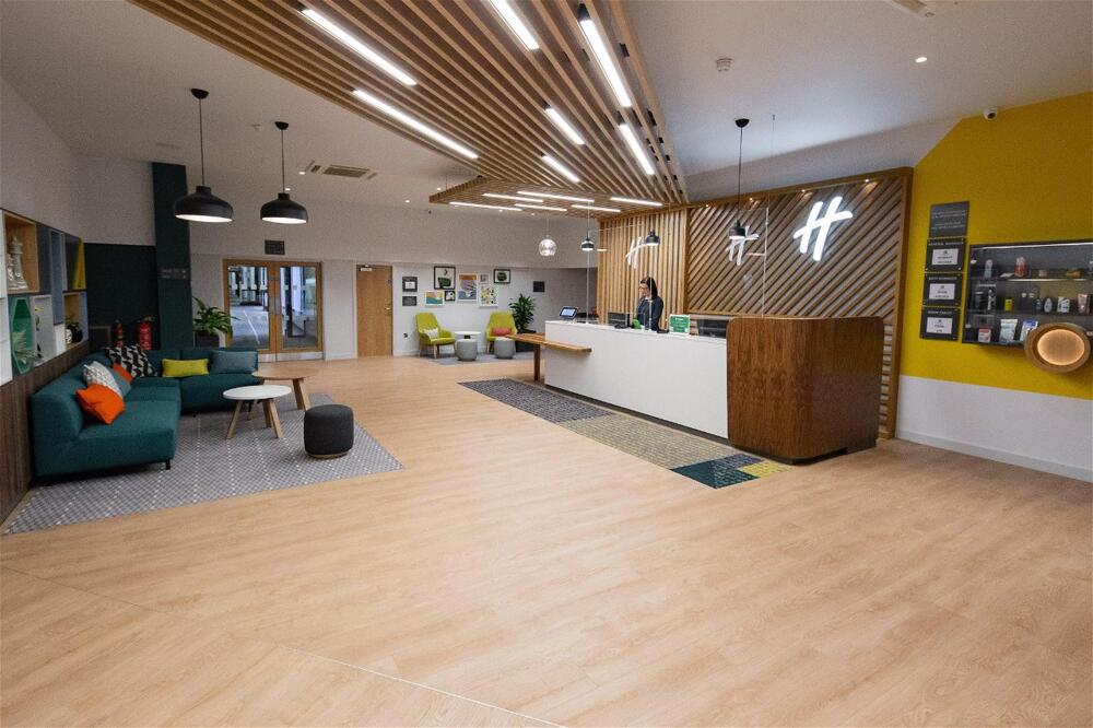 Foto de las zonas nobles de Holiday Inn Newport, an IHG Hotel