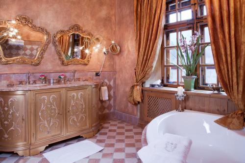 Foto del baño de Hotel Schloss Matzen