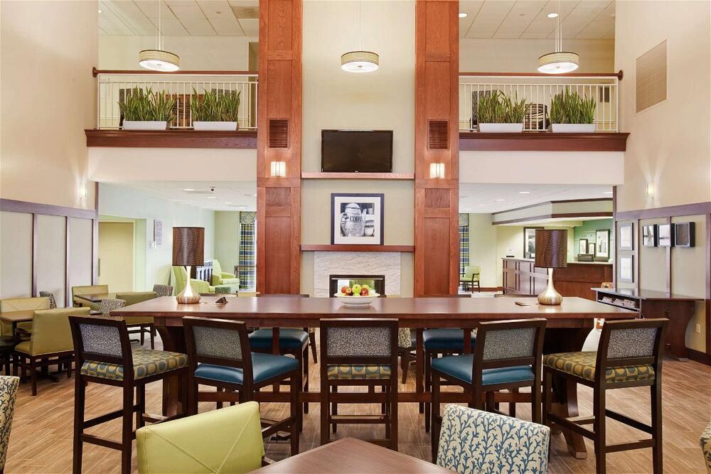 Foto de restauración de Hotel Hampton Inn &amp;amp; Suites Providence/Warwick-Airport