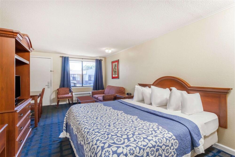 Room – Motel Days Inn by Wyndham Dover Downtown
