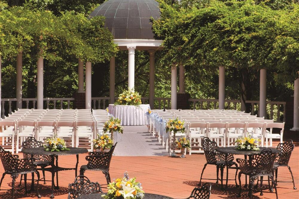 Foto de las zonas nobles de DoubleTree by Hilton Hotel Charlottesville