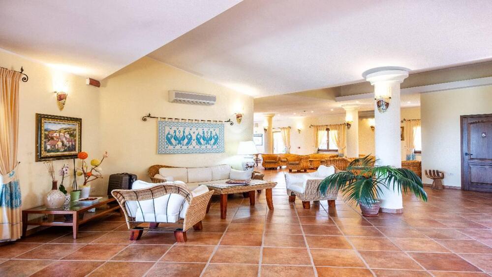 Foto de las zonas nobles de Hotel Costa Caddu