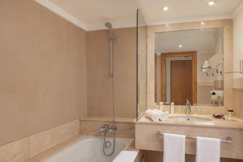 Foto del baño de Odyssee Park hotel