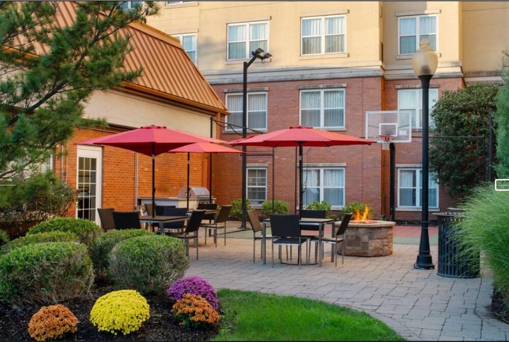 Foto del exterior de Hotel Residence Inn East Rutherford Meadowlands