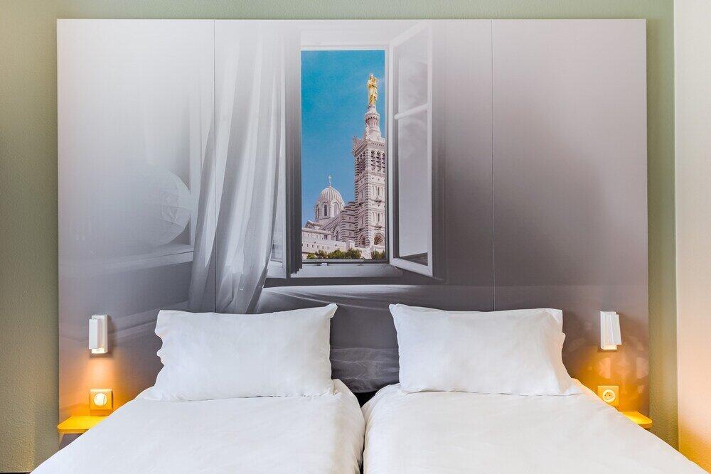 Foto de una habitación de B&amp;amp;B Hotel Marseille La Valentine