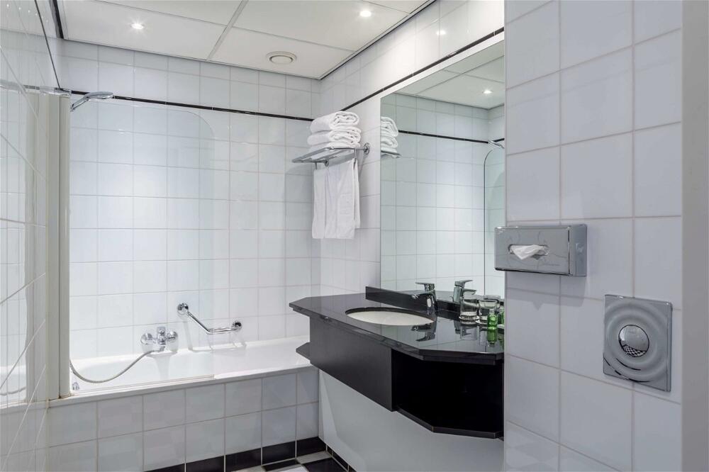 Foto del baño de NH Atlanta Rotterdam Hotel