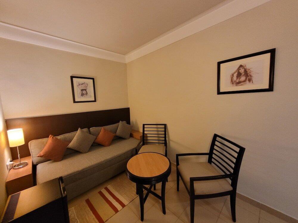 Foto de una habitación de Hôtel Tiba