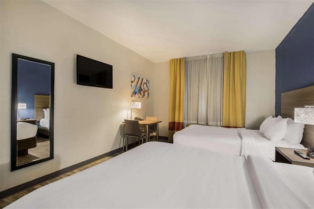 Foto de una habitación de Hotel Comfort Inn North Joliet