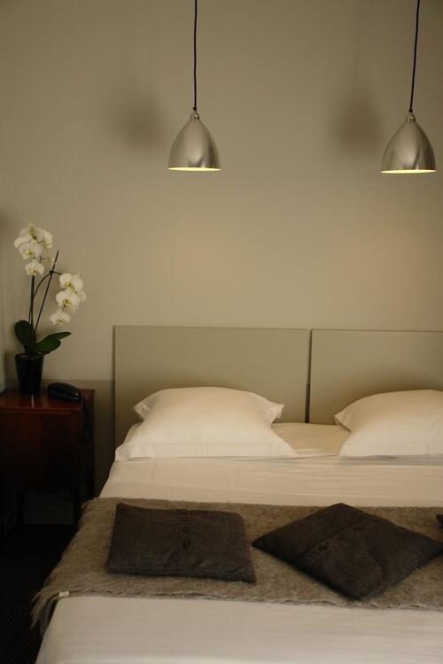 Foto de una habitación de Hôtel Lecoq Gadby, The Originals Relais