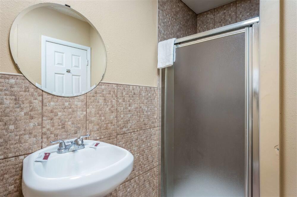 Foto del baño de Hotel Knights Inn Trevose