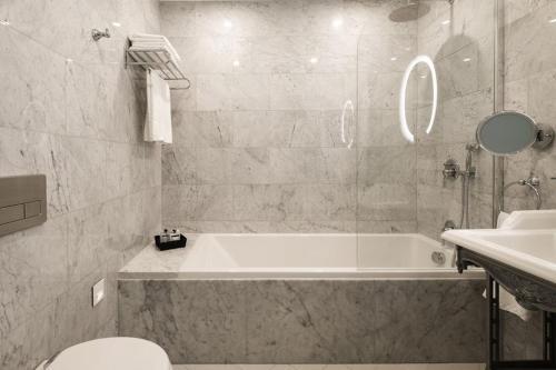 Foto del baño de The Gomerino Hotel