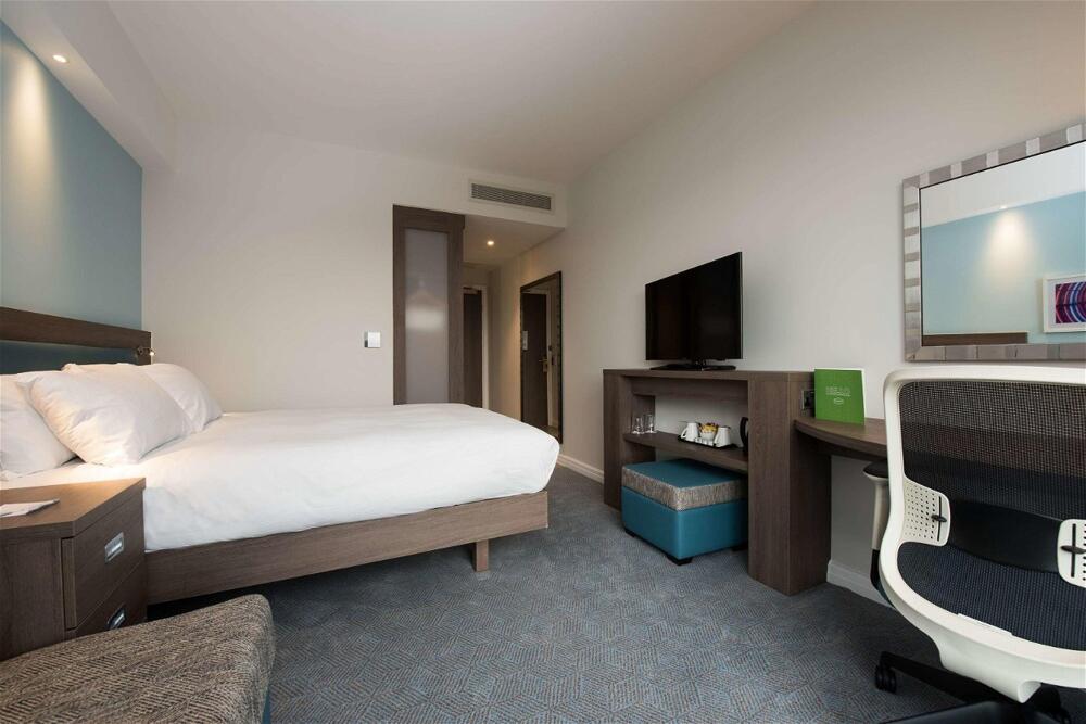 Foto de una habitación de Hotel Hampton by Hilton Edinburgh West End