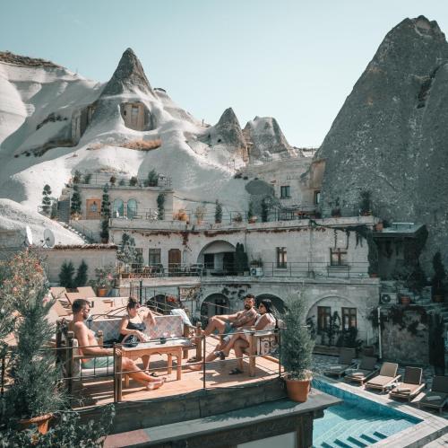 Foto de los servicios de Local Cave House Hotel