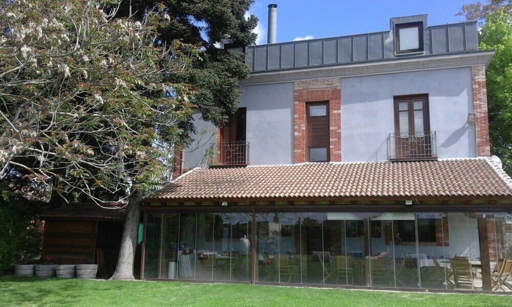 Foto del exterior de Casa Rural La Puerta de la Ribera