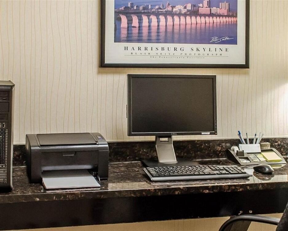 Foto de los servicios de Hotel Quality Inn Riverfront