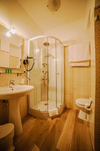 Foto del baño de Hotel Jumeaux