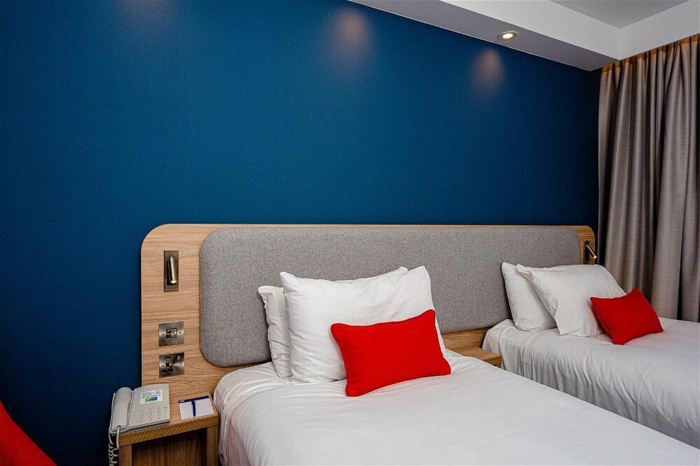 Foto de una habitación de Holiday Inn Express Canterbury, an IHG Hotel
