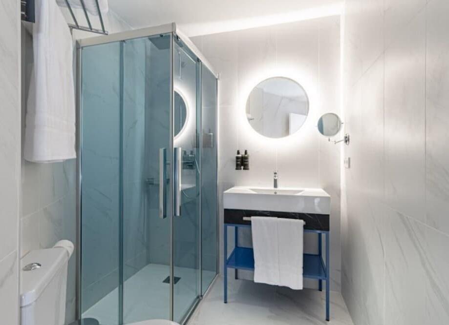 Foto de una habitación de Hotel Ikonik Gran Vía