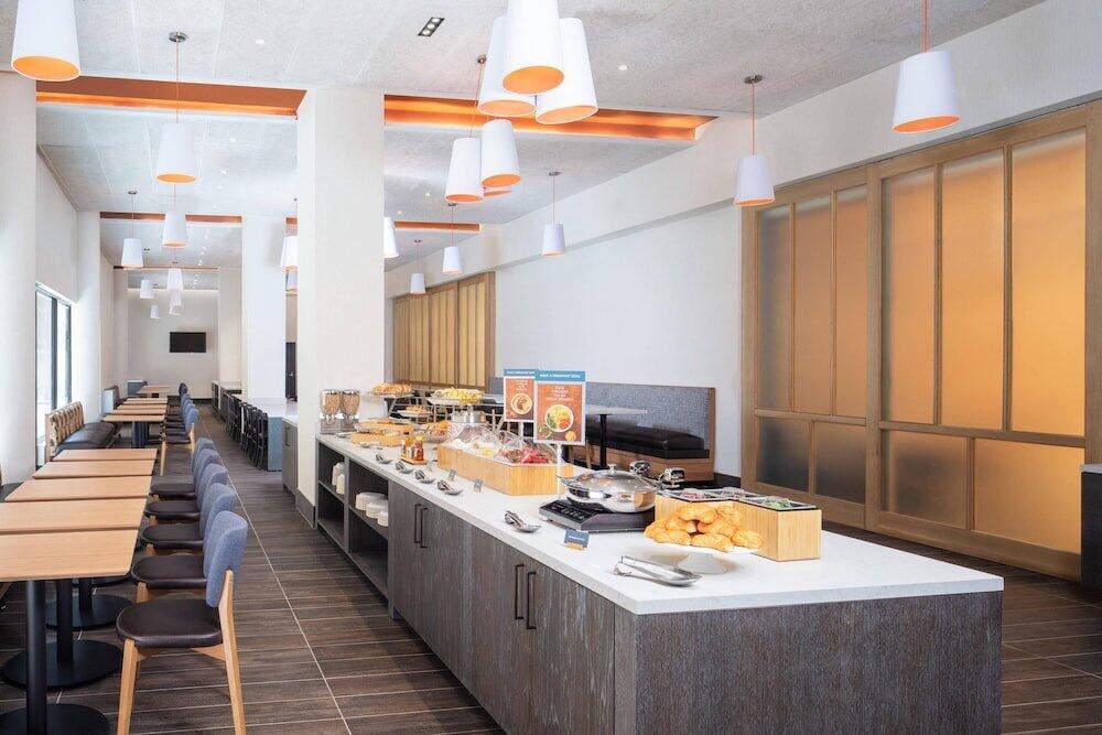 Foto de restauración de Hotel SpringHill Suites by Marriott New York Manhattan/Times Square South