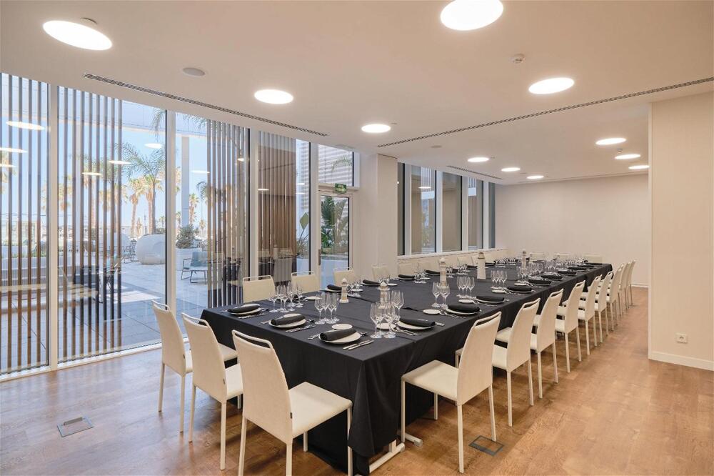 Foto general de Hotel Marina Badalona