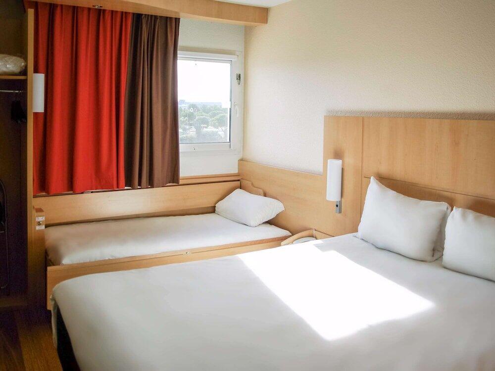 Foto de una habitación de Hotel ibis Marseille Provence Aéroport
