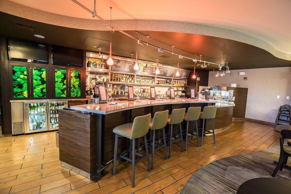 Dining – Hotel Courtyard by Marriott Merced