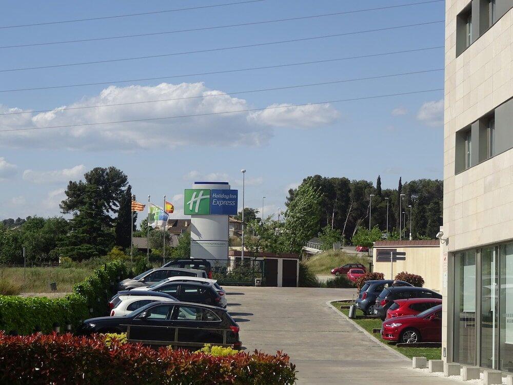 Foto del exterior de Holiday Inn Express Sant Cugat, an IHG Hotel