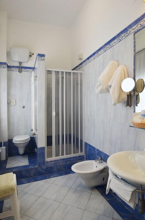 Foto del baño de Hotel La Torre