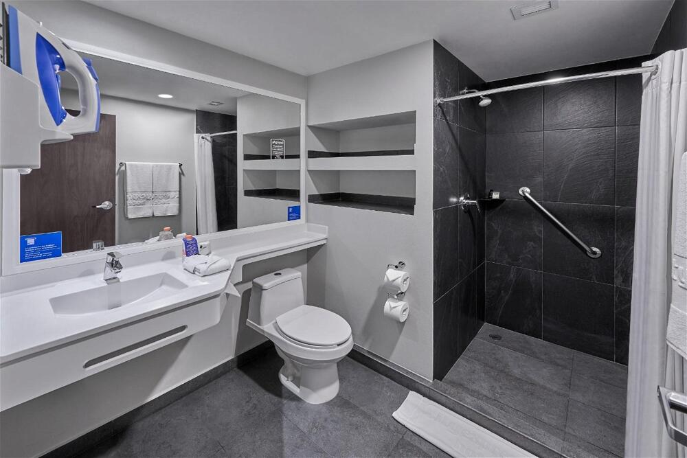 Foto del baño de Hotel City Express CDMX Tlalpan
